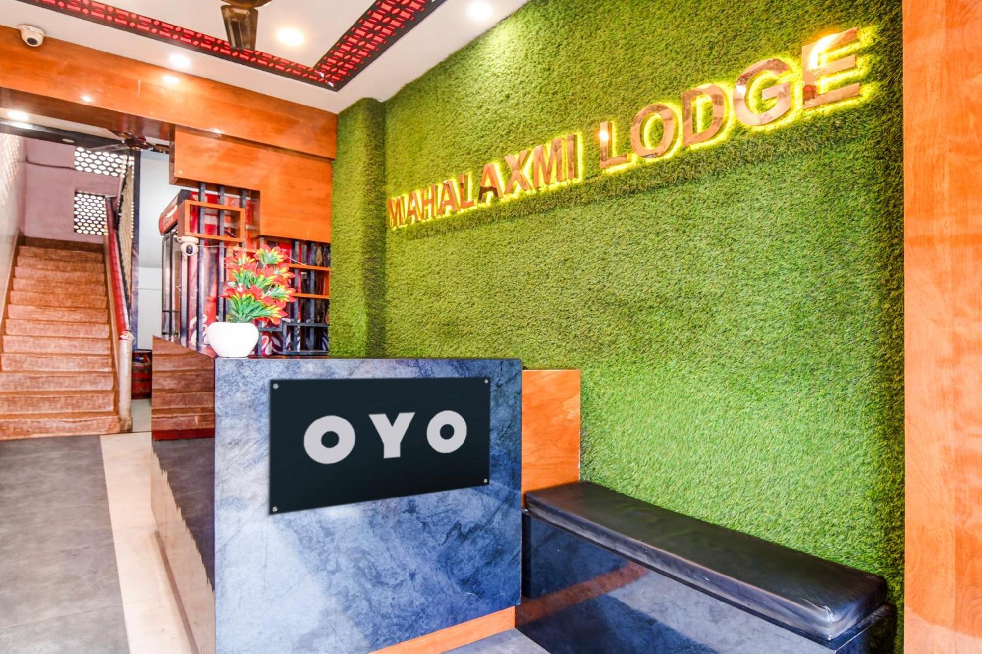 Hotel O Mahalaxmi Lodge Urāli Kültér fotó
